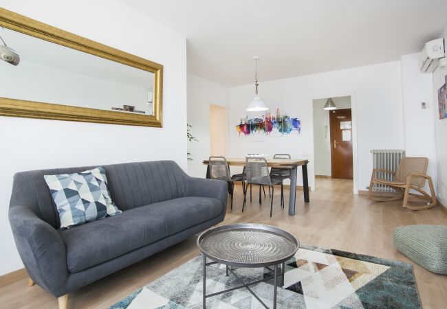 Apartamento en Barcelona - Gaudi 12 Apartamento en Barcelona - Gaudi 12