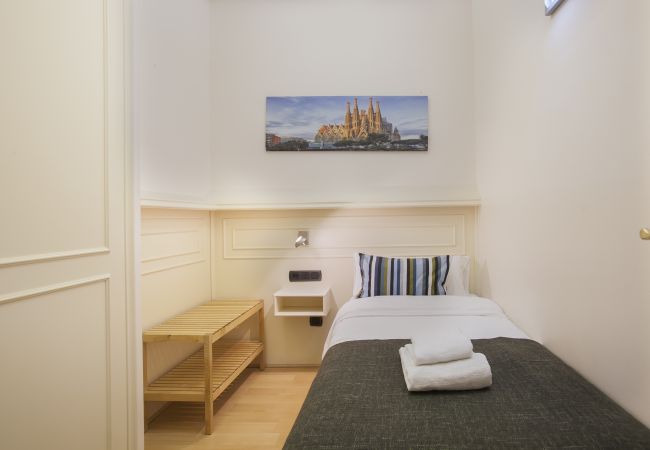 Apartamento en Barcelona - Gaudi 16 Apartamento en Barcelona - Gaudi 16