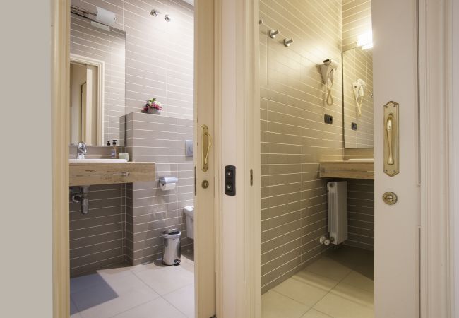 Apartamento en Barcelona - Gaudi 16 Apartamento en Barcelona - Gaudi 16