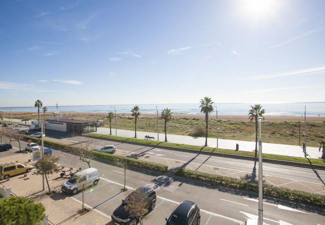 Apartamento en Castelldefels - Beachfront Penthouse YB2V3 Apartamento en Castelldefels - Beachfront Penthouse YB2V3