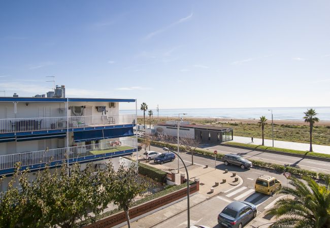 Apartamento en Castelldefels - Beachfront Penthouse YB2V3 Apartamento en Castelldefels - Beachfront Penthouse YB2V3