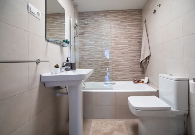 Apartamento en San Adrián de Besós - Forum 1 Apartment Apartamento en San Adrián de Besós - Forum 1 Apartment