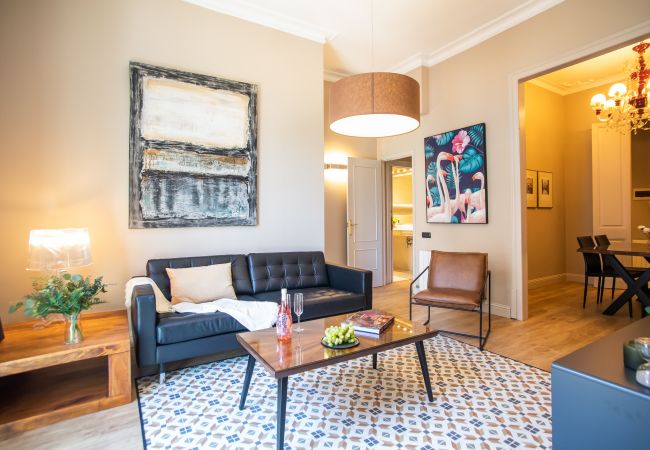 Apartamento en Barcelona - Gaudi 1 Apartment Apartamento en Barcelona - Gaudi 1 Apartment
