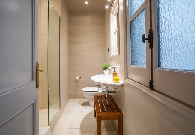 Apartamento en Barcelona - Gaudi 3 Apartment Apartamento en Barcelona - Gaudi 3 Apartment