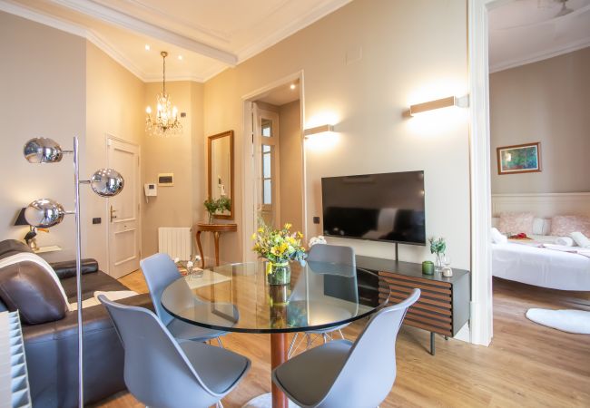 Apartamento en Barcelona - Gaudi 3 Apartment Apartamento en Barcelona - Gaudi 3 Apartment