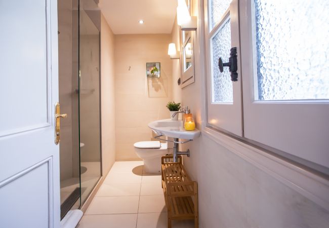 Apartamento en Barcelona - Gaudi 4 Apartment Apartamento en Barcelona - Gaudi 4 Apartment