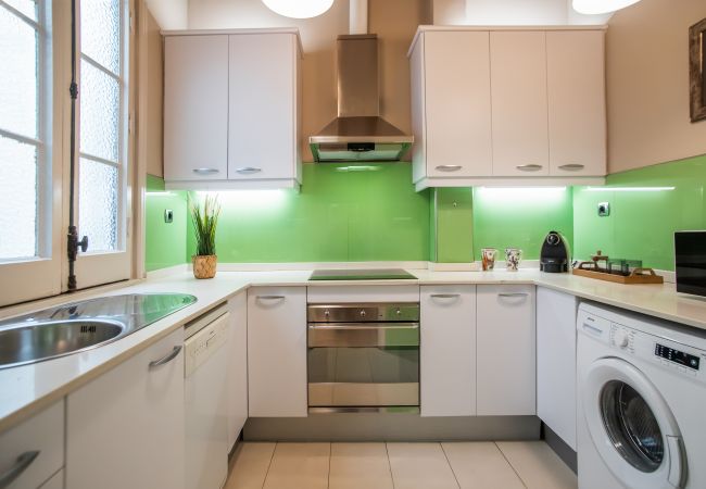 Apartamento en Barcelona - Gaudi 4 Apartment Apartamento en Barcelona - Gaudi 4 Apartment