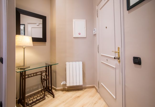 Apartamento en Barcelona - Gaudi 7 Apartment Apartamento en Barcelona - Gaudi 7 Apartment