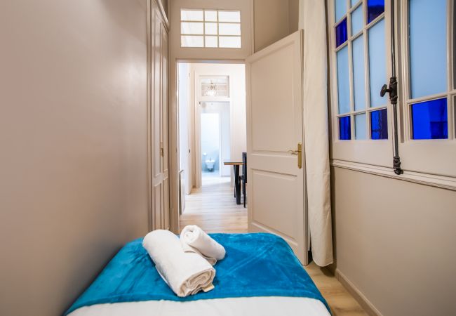 Apartamento en Barcelona - Gaudi 7 Apartment Apartamento en Barcelona - Gaudi 7 Apartment