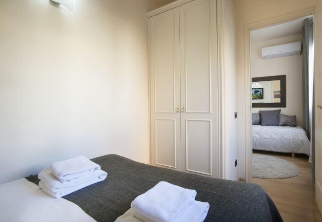 Apartamento en Barcelona - Gaudi 16 Apartamento en Barcelona - Gaudi 16