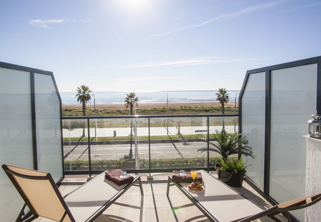 Apartamento en Castelldefels - Beachfront Penthouse YB2V3