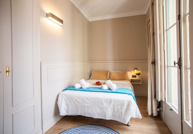 Apartamento en Barcelona - Gaudi 2 Apartment Apartamento en Barcelona - Gaudi 2 Apartment