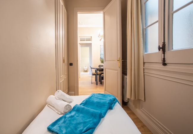 Apartamento en Barcelona - Gaudi 5 Apartment Apartamento en Barcelona - Gaudi 5 Apartment