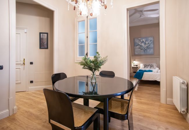 Apartamento en Barcelona - Gaudi 5 Apartment Apartamento en Barcelona - Gaudi 5 Apartment