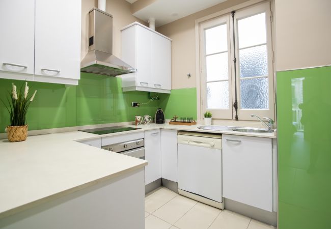 Apartamento en Barcelona - Gaudi 5 Apartment Apartamento en Barcelona - Gaudi 5 Apartment