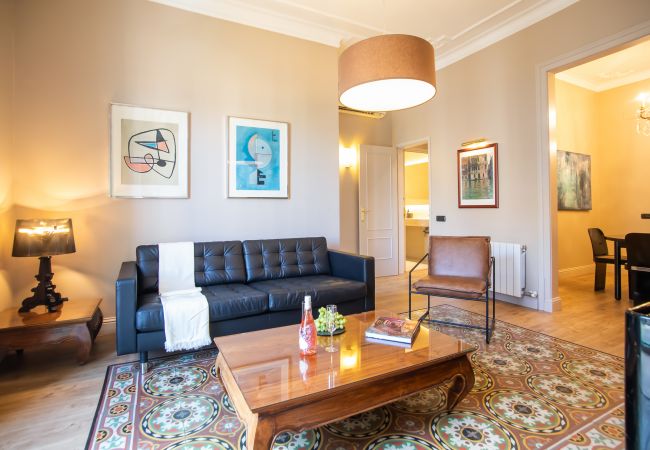 Apartamento en Barcelona - Gaudi 5 Apartment