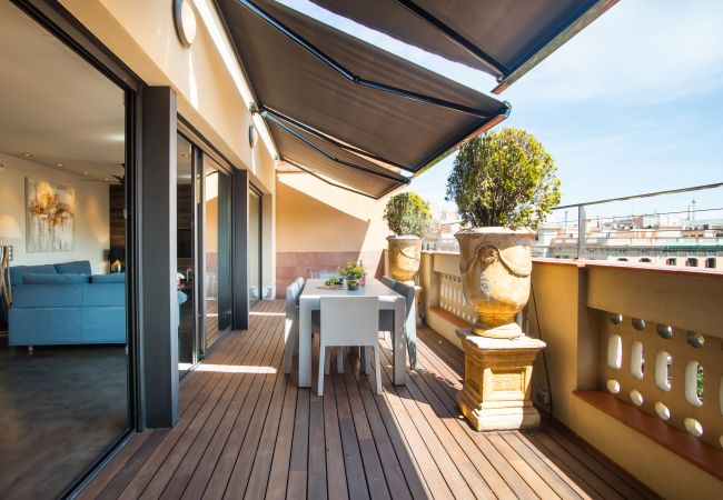 Apartment in Barcelona - Atico Luxury