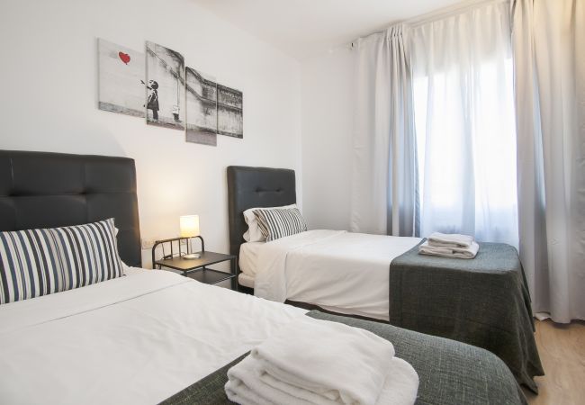 Apartment in Barcelona - Gaudi 12 Apartment in Barcelona - Gaudi 12