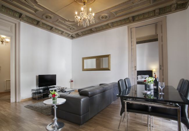 Apartment in Barcelona - Gaudi 14