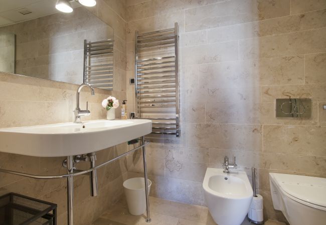 Apartment in Barcelona - Miro 5 - Rambla Catalunya Luxury Apartment in Barcelona - Miro 5 - Rambla Catalunya Luxury